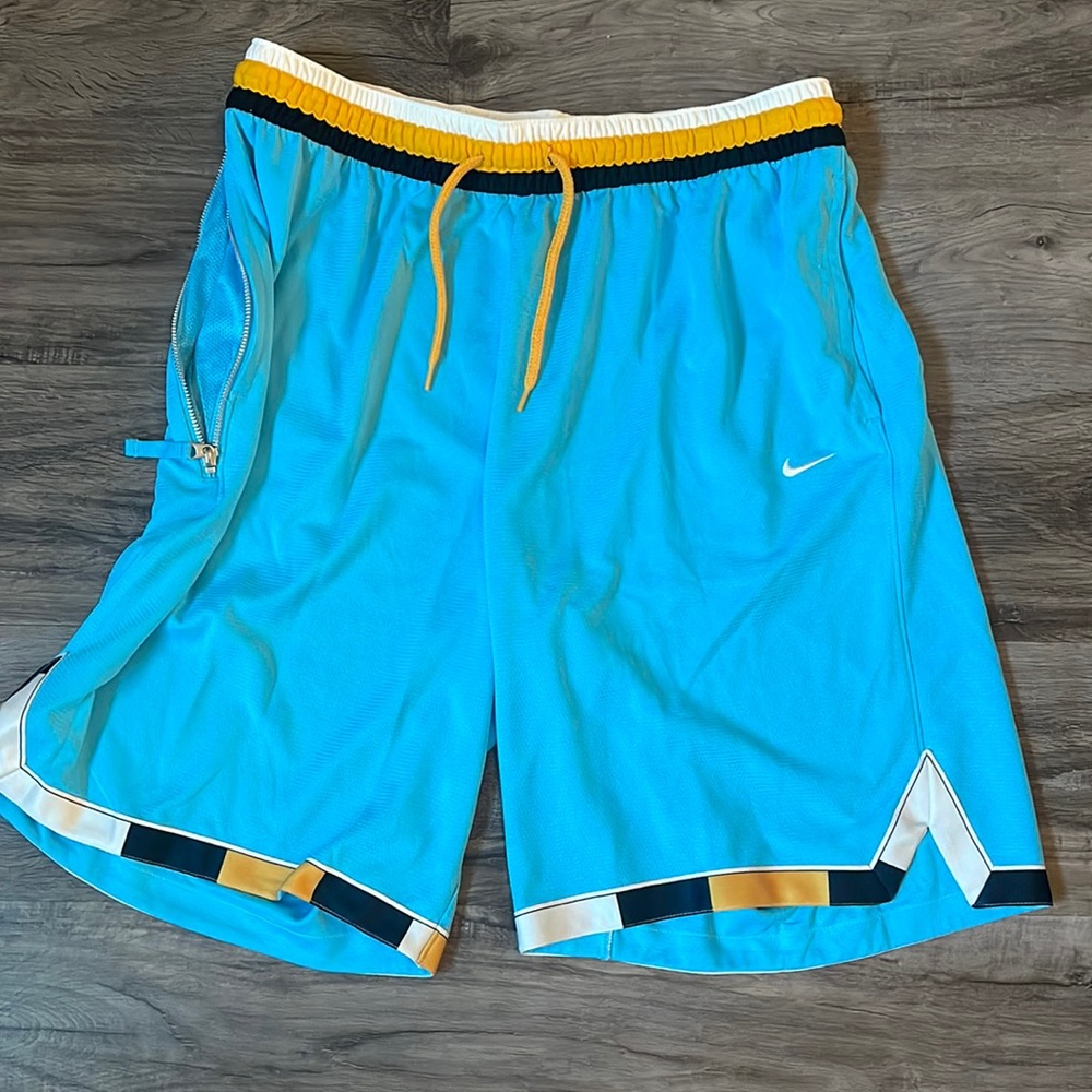 Mens Nike Extra Large DNA Elite Baby Blue Basketball Shorts w/ Zip Pockets NEW